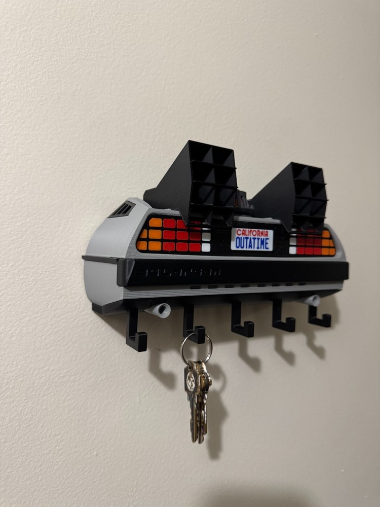 DeLorean Time Machine KeyHanger