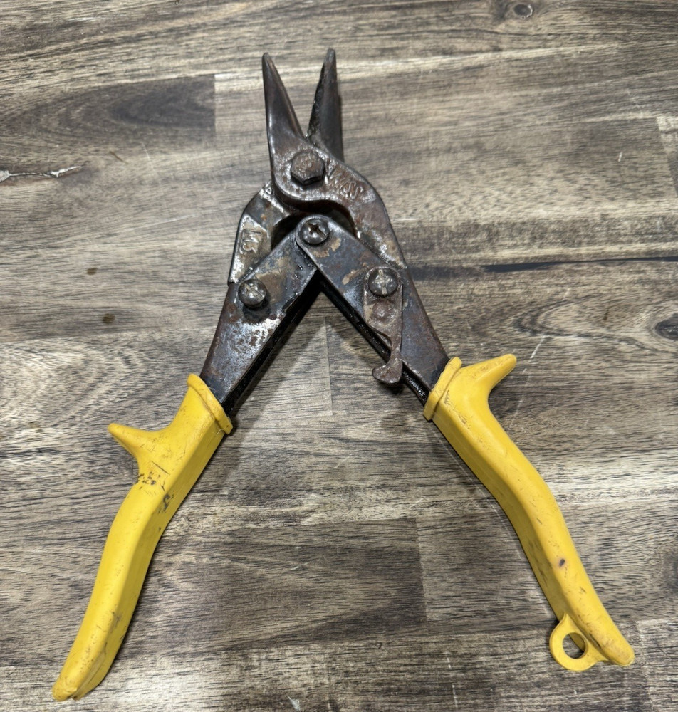 2 Wiss Tin Snips