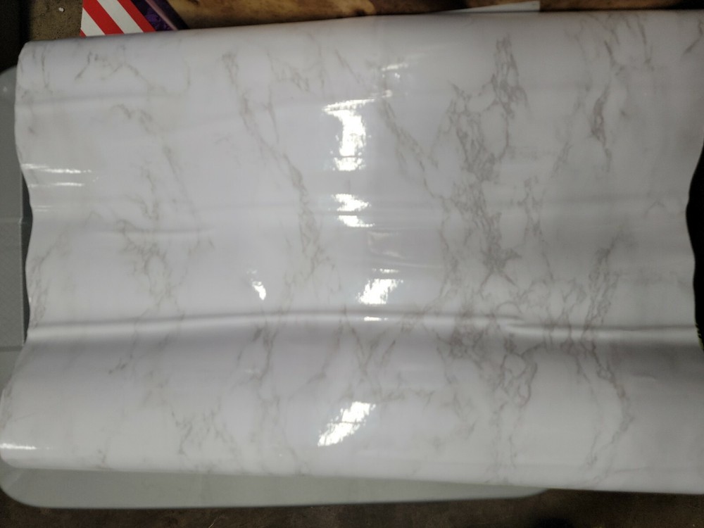 Laminate backsplash peel and stick