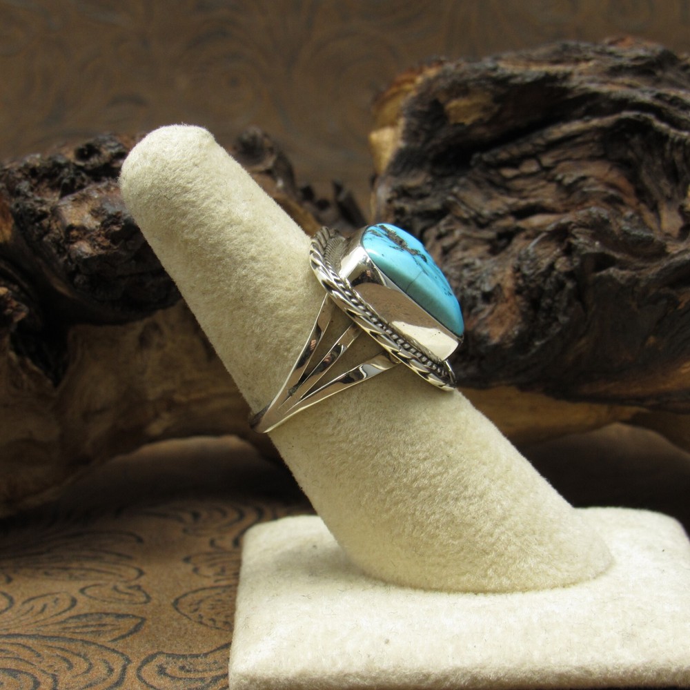 Sterling Silver Bright Blue Triangle Shaped Turquoise Ring Size 7+