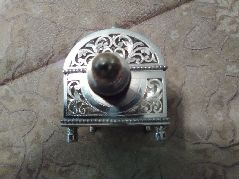 HAND MADE LARGE EAST INDIAN SOLID SILVER BOX PALLAQUIN DESIGNS PIERECED FRETWORK