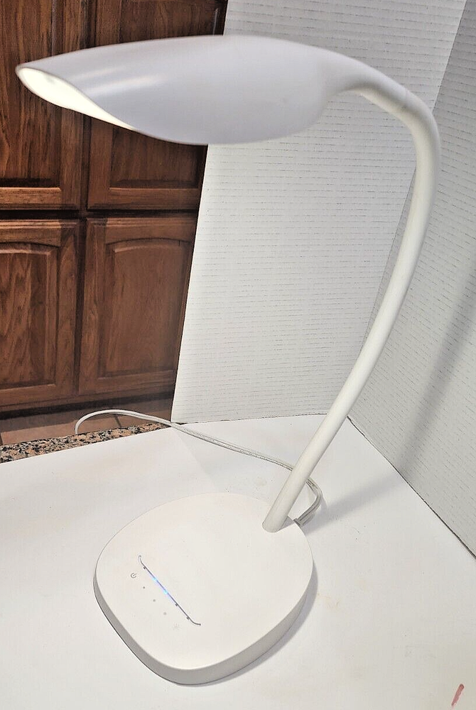 WHITE LED CONNECTOR TABLE DESK LAMP/ ADJUSTABLE / BRIGHT TOUCH SENSITIVE