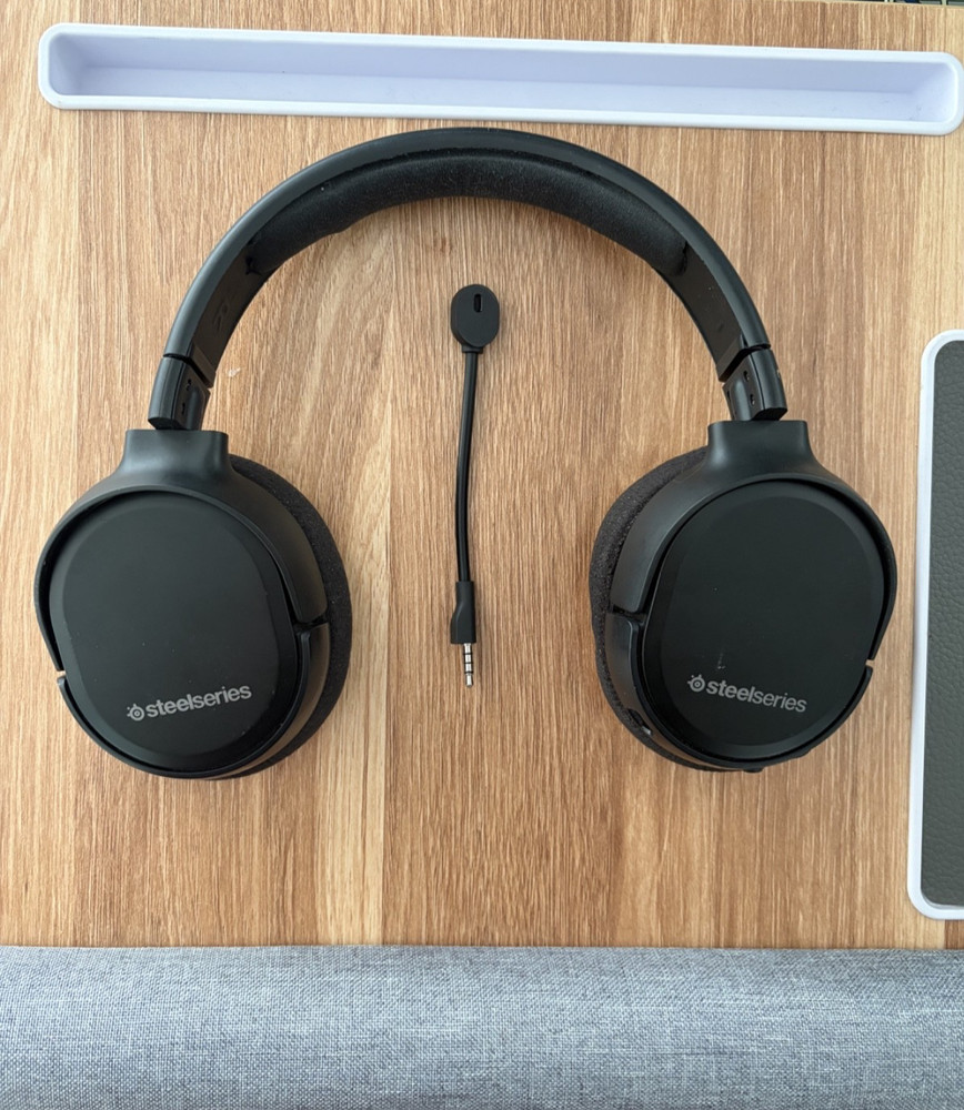 SteelSeries Arctis 1 Black Over Head Gaming Headset (READ DESCRIPTION)