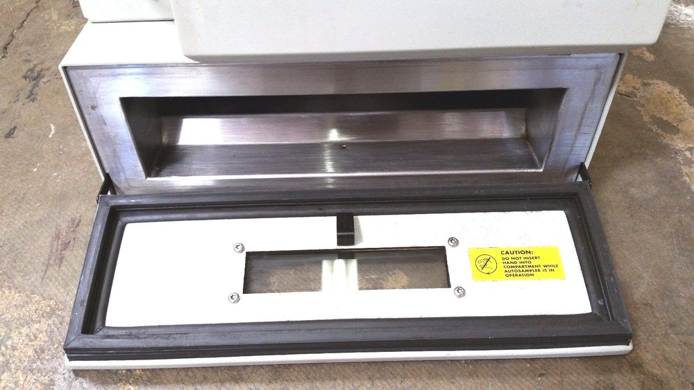 Waters HPLC Autosampler Model 717 Plus