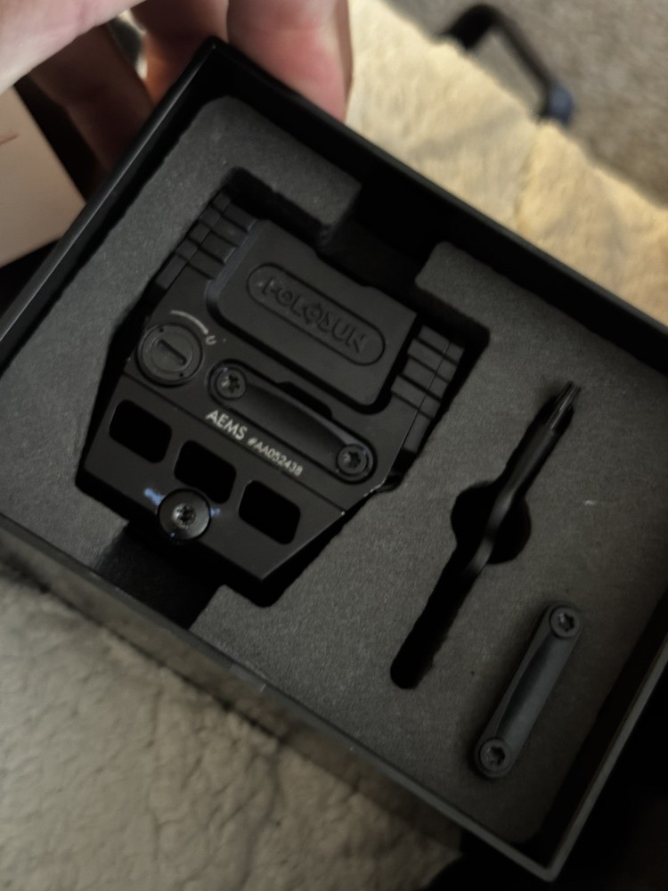 Holosun AEMS Advanced Enclosed Micro Sight - Red Dot - AEMS