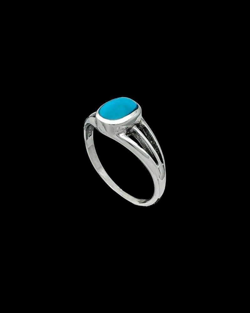 Oval Ring, Blue Resin, Size 7, Three Prong