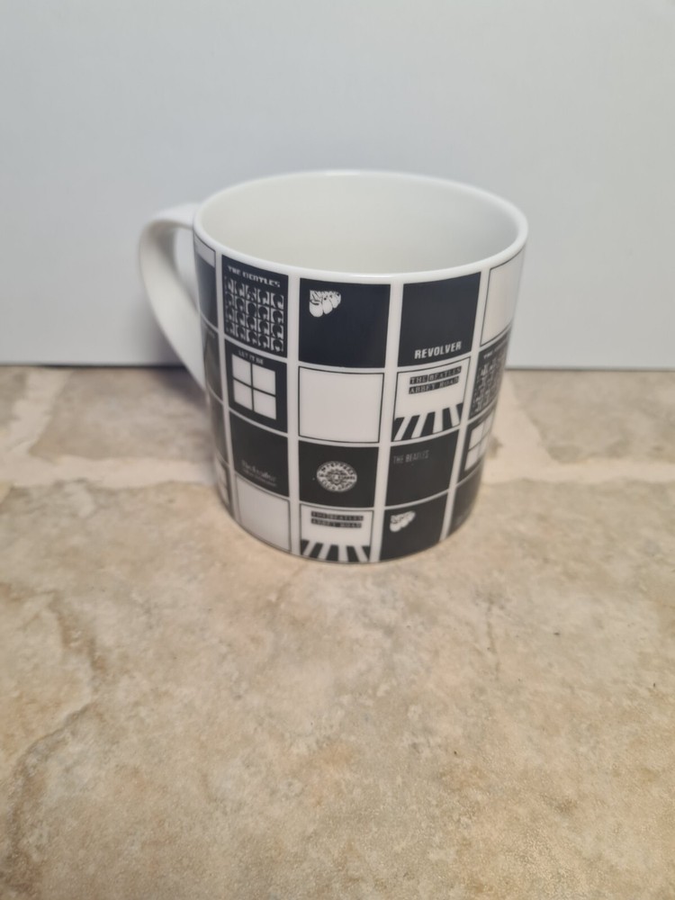 The Beatles 2005 Apple Corp Mug Good Condition