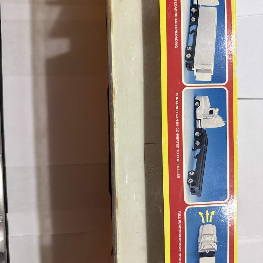 Vintage Remote Control 18-Wheeler Hauler Please See Description