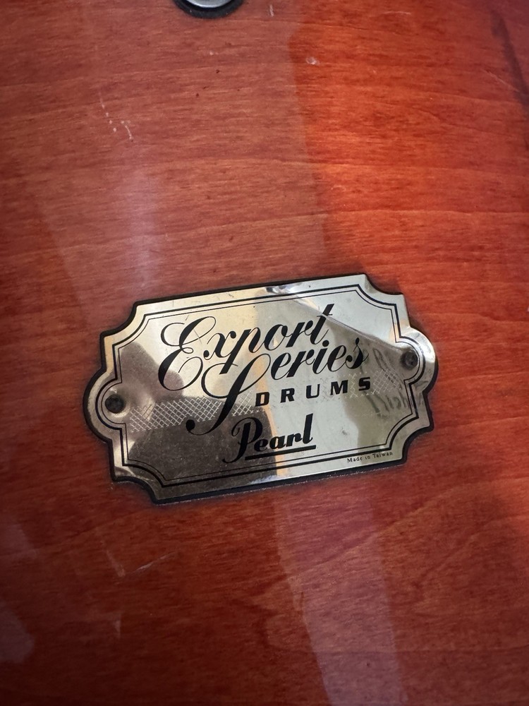 Pearl 4-piece Export Peries Drum set