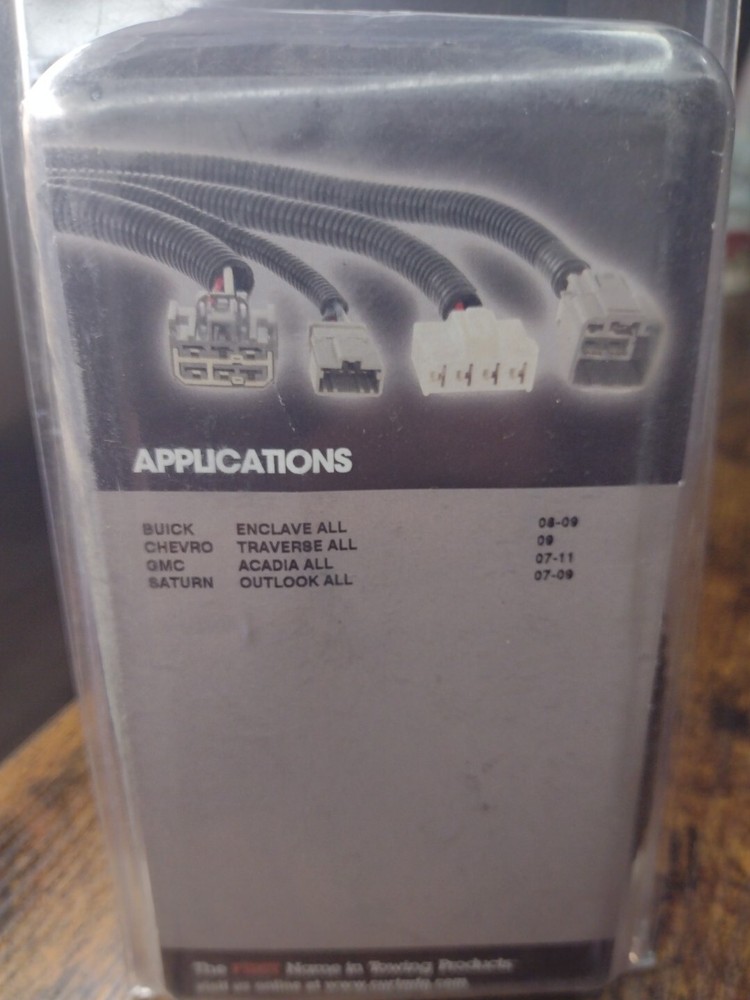 CURT 51423 Brake Controller Harness for Select Enclave, Acadia, Traverse (Pkgd)