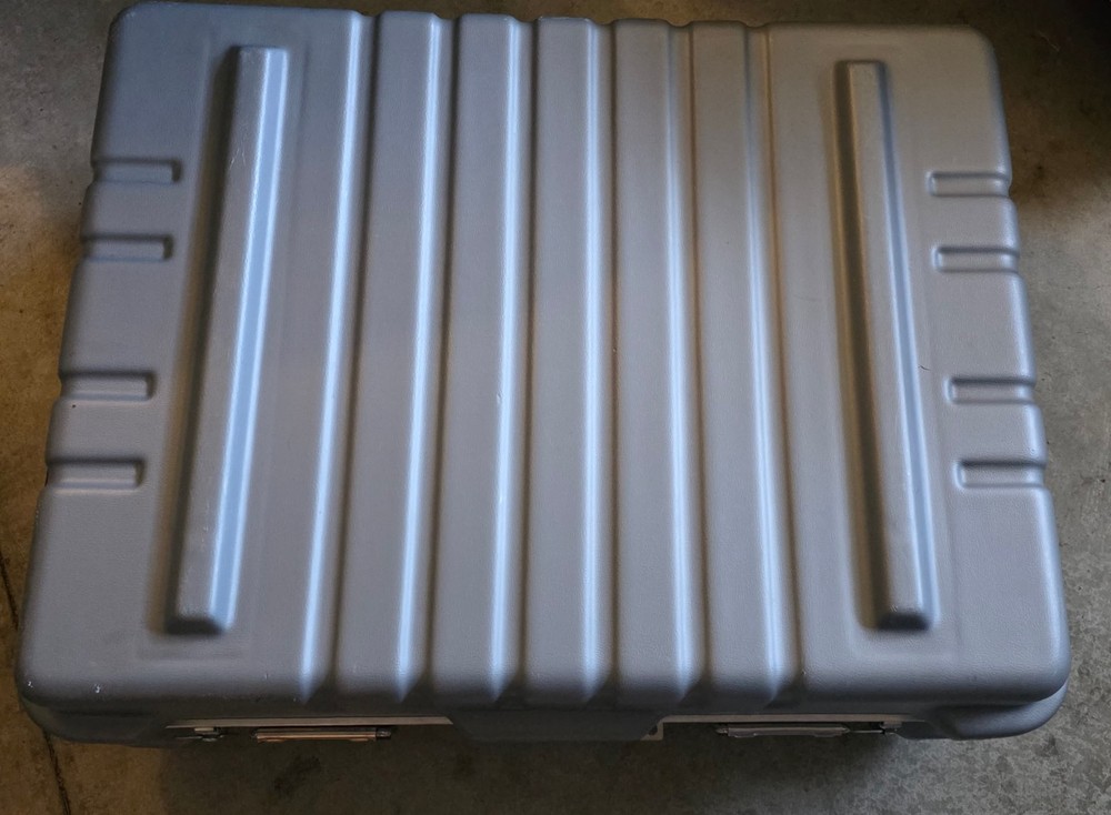 ETC Gio 12K Lighting Console w/ Road Case 12288 Eos