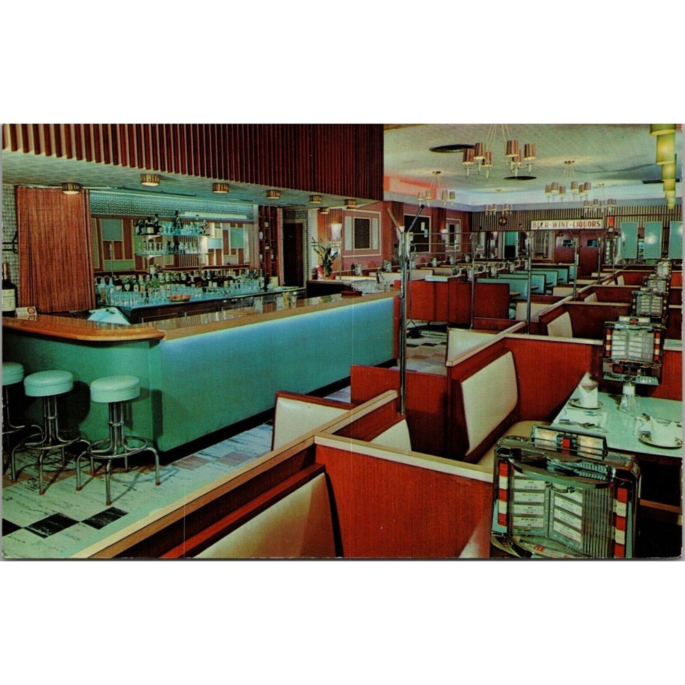 Arcade Restaurant Motreal Quebec Canada Postcard PC441