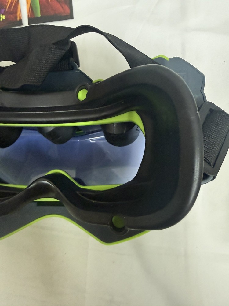 Sharper Image Monster Vision Virtual Reality Headset – Tested & Working