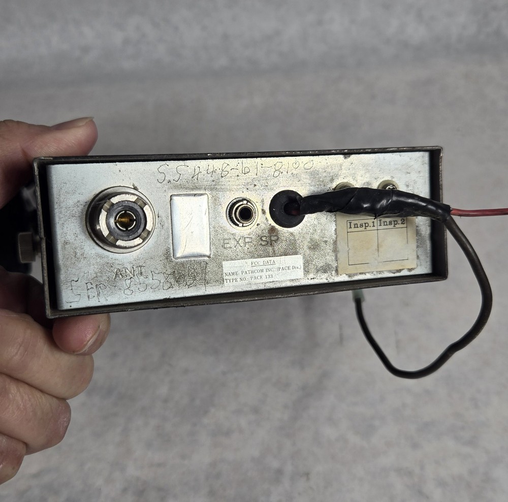 Vintage PACE CB Radio CB133 With Microphone Howard Electronics NOT TESTED
