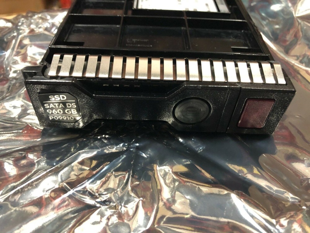 HPE 2.5" 960GB Solid State Drive for Servers - New Open Box