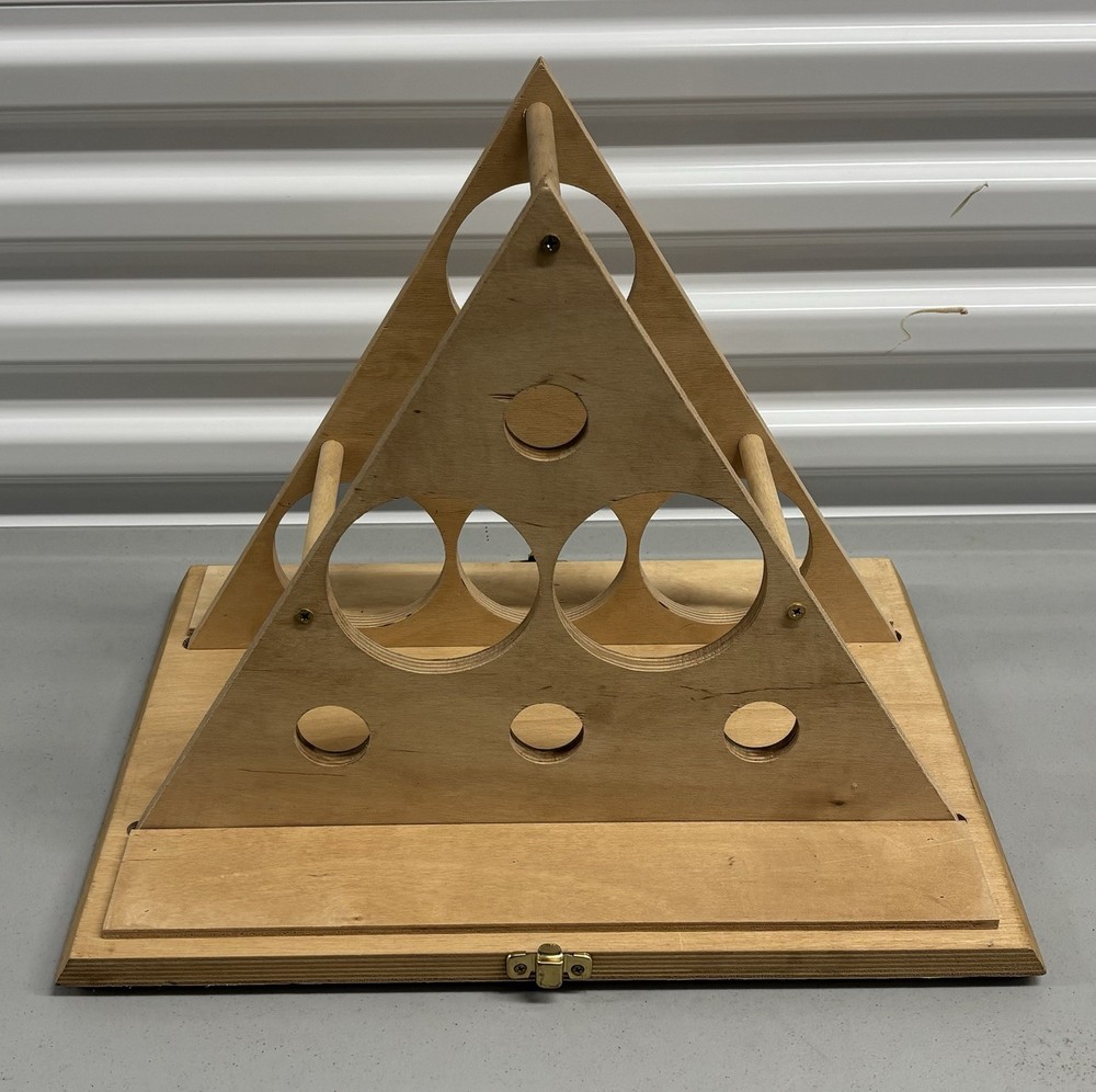 Pharaoh Moans 2006 6 Bottle Wine Holder