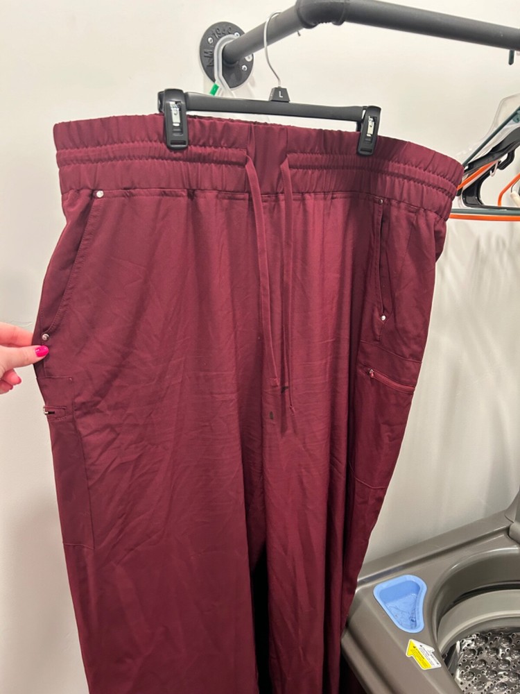 scrub sets women