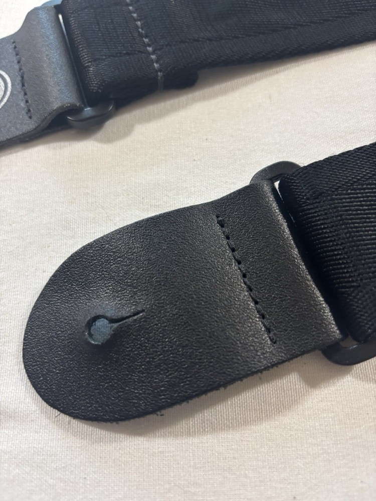 Road Runner Woven Nylon Guitar Strap 2" Fully Adjustable Black