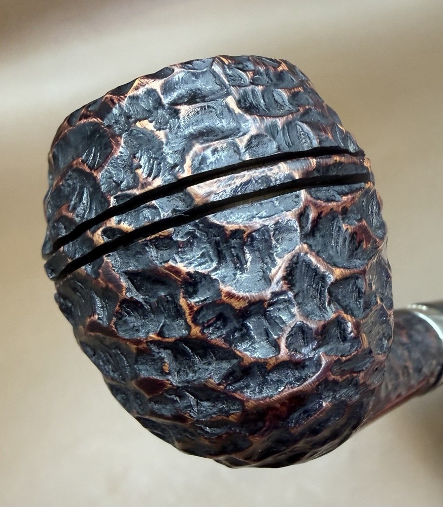 NOS Peterson Junior Rusticated Nickel Mounted Rhodesian Fishtail Pipe Unsmoked