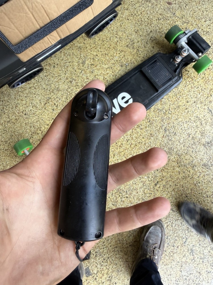 Evolve electric skateboard longboard