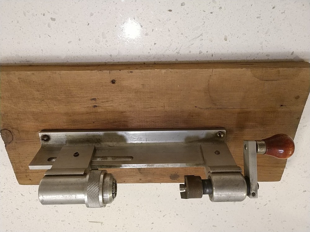 G.T. Smiley Co. Bullet Case Trimmer