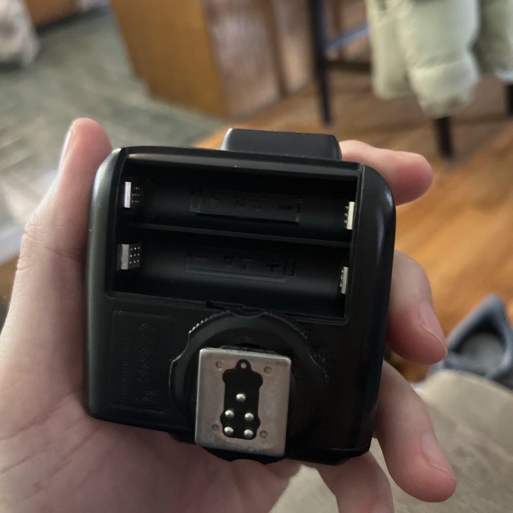 Flashpoint R2 TTL Transmitter for Canon Camera FPC CE 8