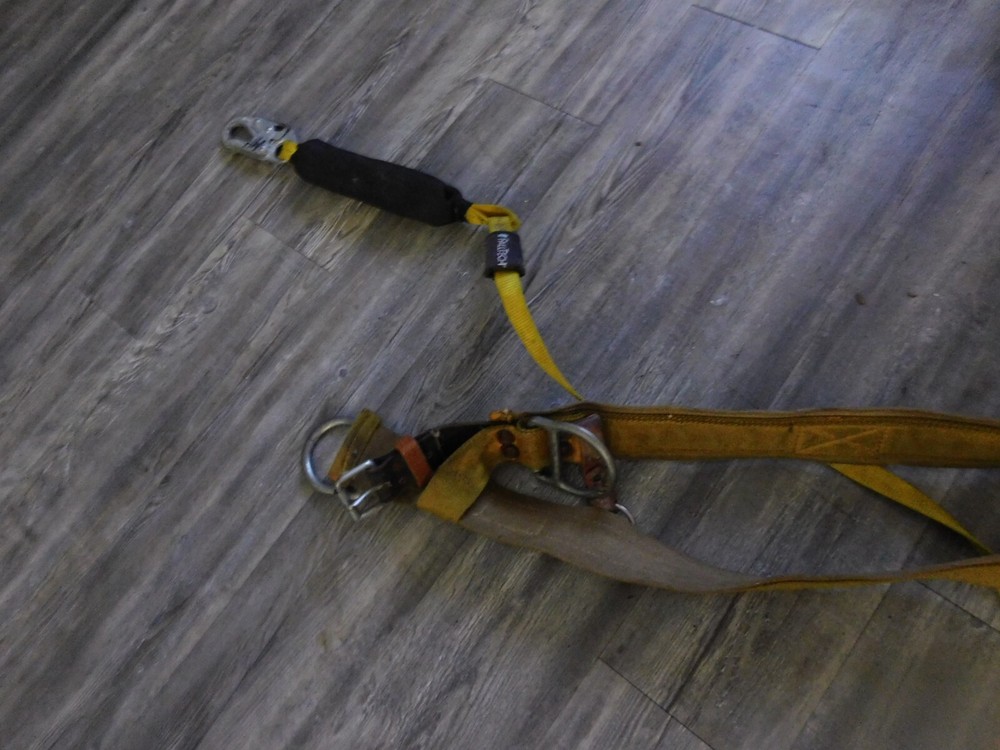 Bashlin Industries Lineman Climbing Belt, and Fall Restraint Strap, 11/32