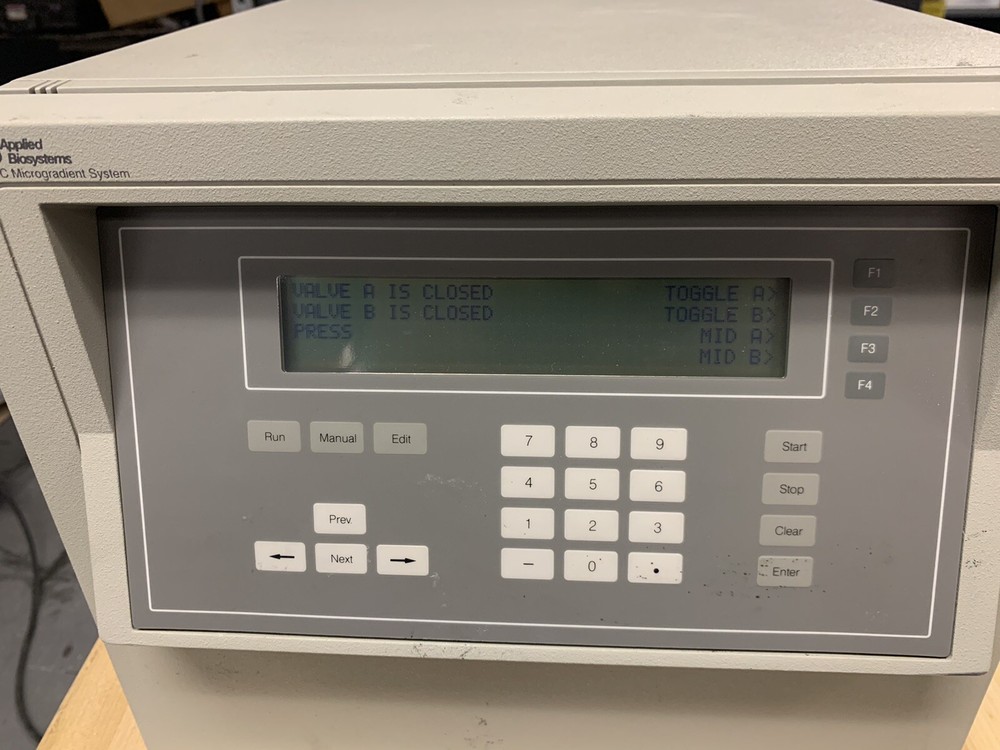 Applied Biosystems ABI 140C (140C-00) HPLC Microgradient Pump System