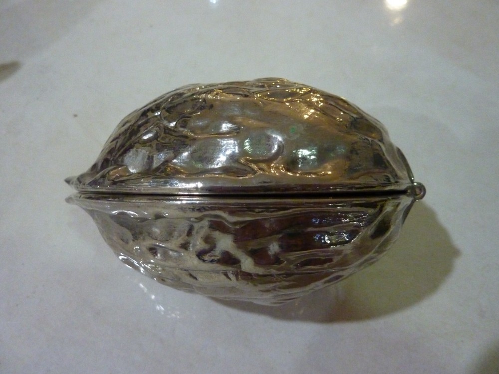 Vintage NUT CRACKER Silver Tone Metal Walnut Shaped Hinged 5”