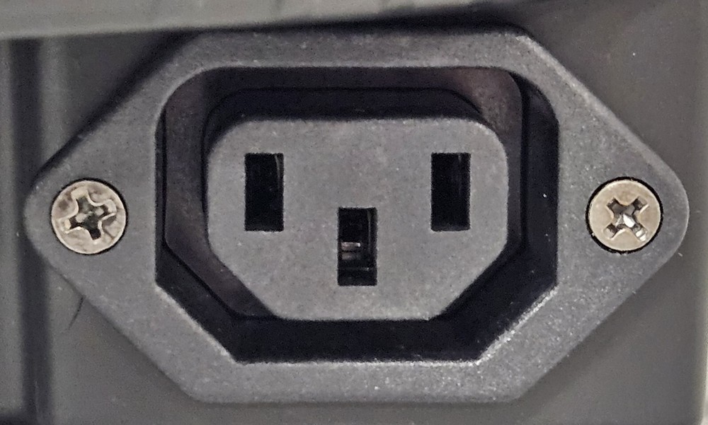 American DJ Mega Flat Pack Plus (ONLY one light)