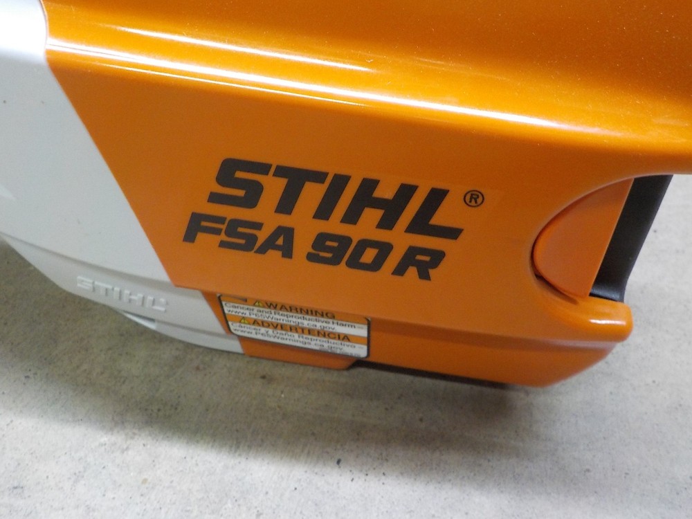 Stihl FSA 90 R Battery Powered String Trimmer 15" 36V "Bare Tool"