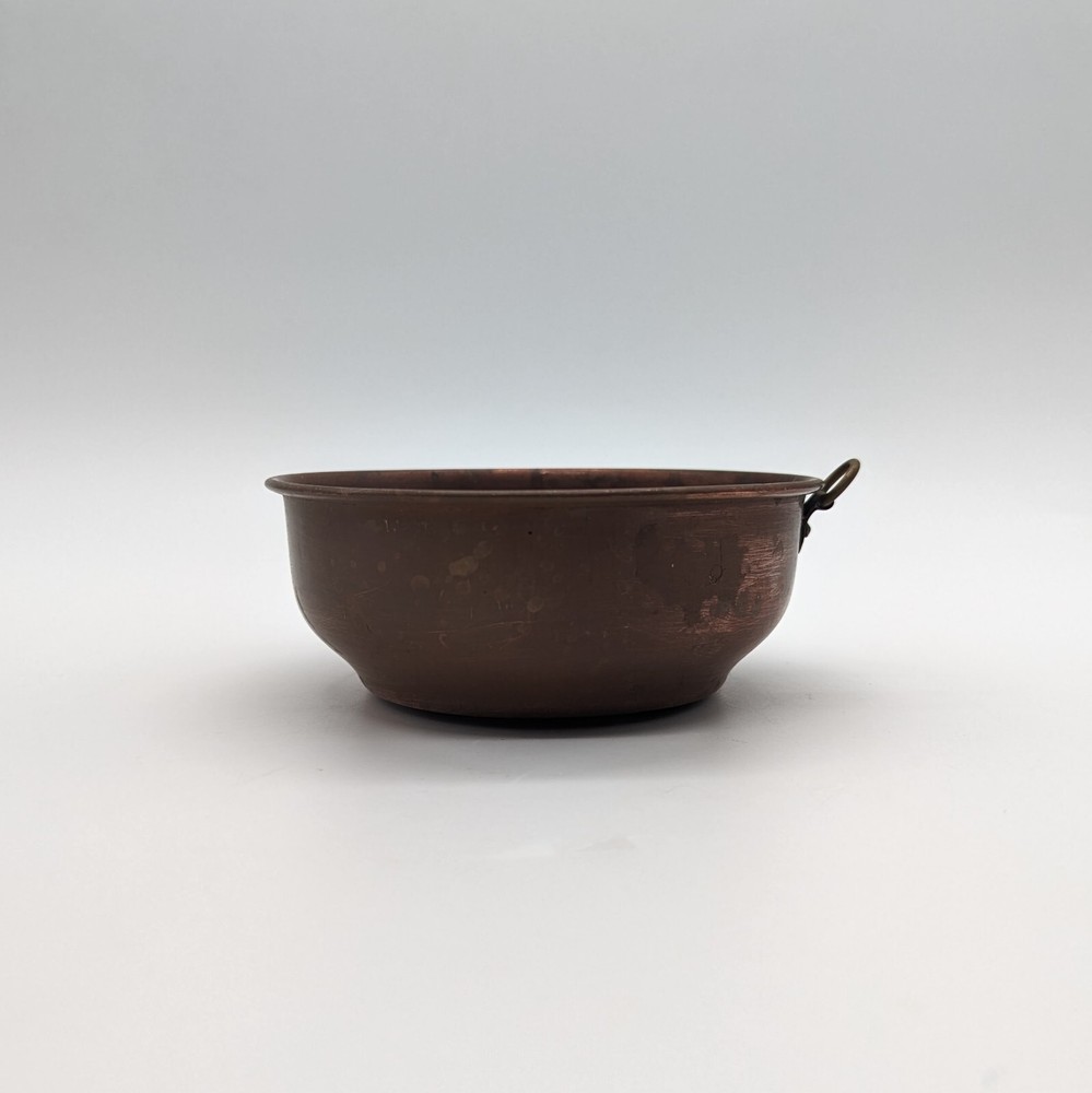 Vintage small Round Copper Mold with fruit pattern