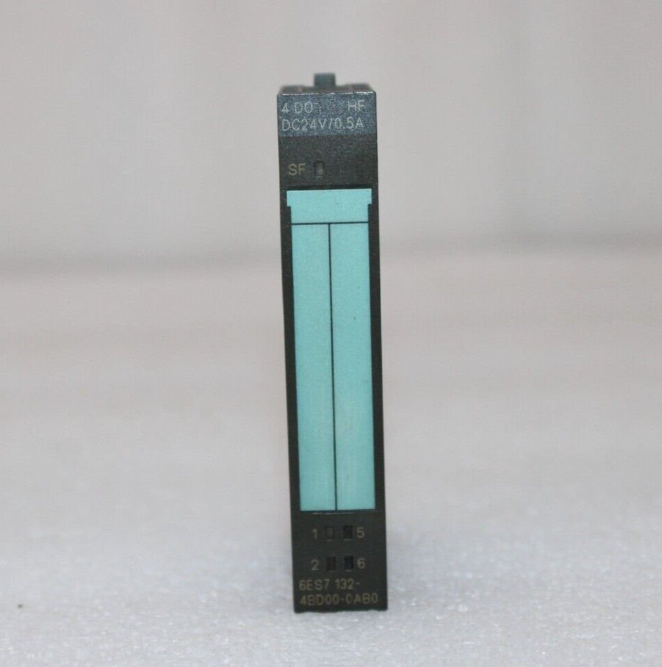 SIEMENS 6ES7132-4BD00-0AB0 Digital Output Module