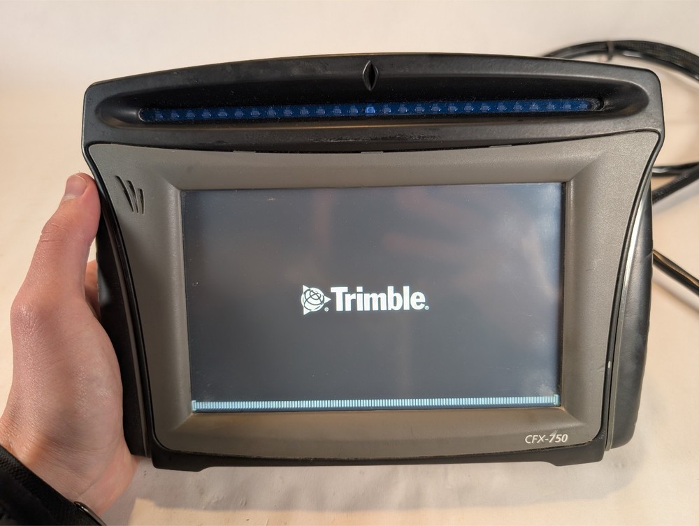 GNSS Trimble Display/receiver CFX 750 Auto Guidance Application control