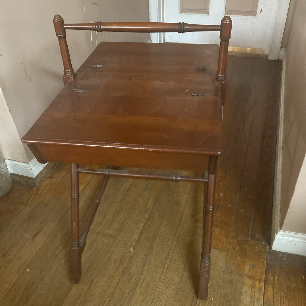 Rare Antique Cherry 🍒 Sewing Table Organizer Box, Very Nice