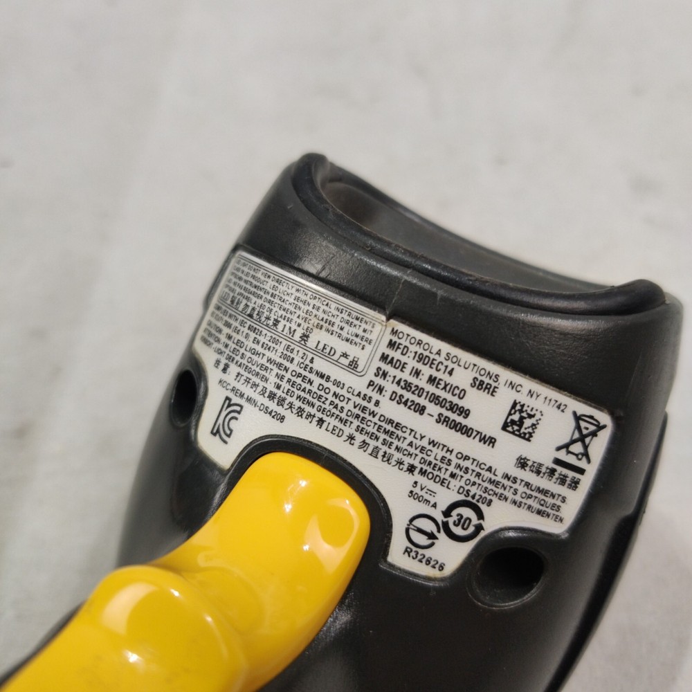 Motorola DS4208-SR00007WR Handheld USB Barcode Scanner with USB Cable