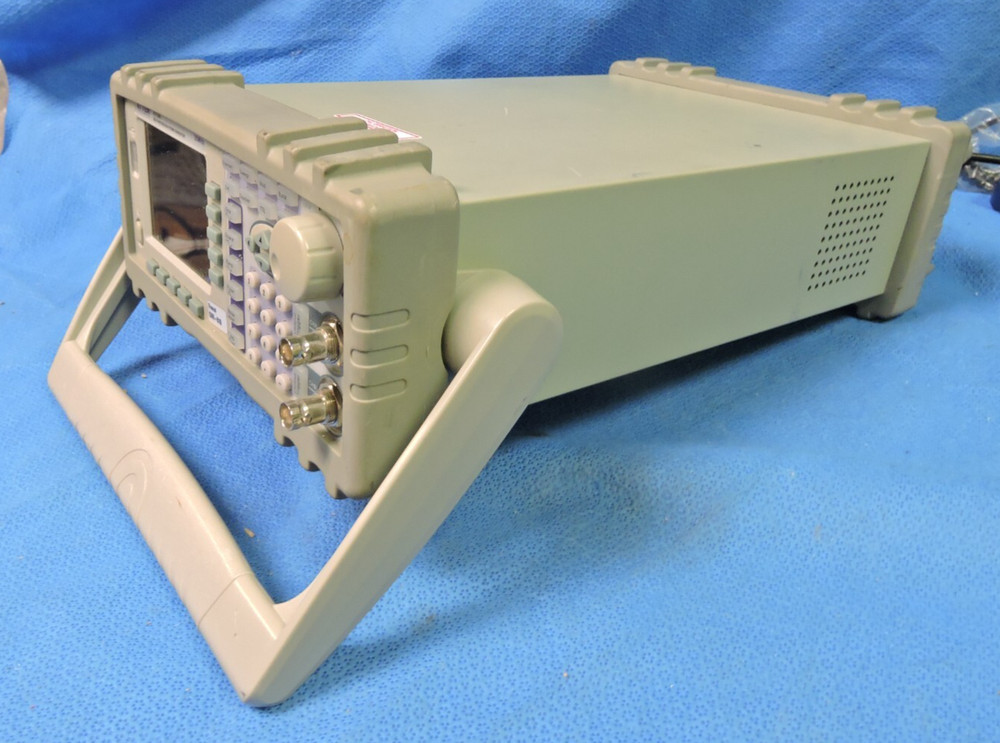 ATTEN ATF20B DDS Function Waveform Generator Signal Source 20MHZ 100MSa/s TESTED