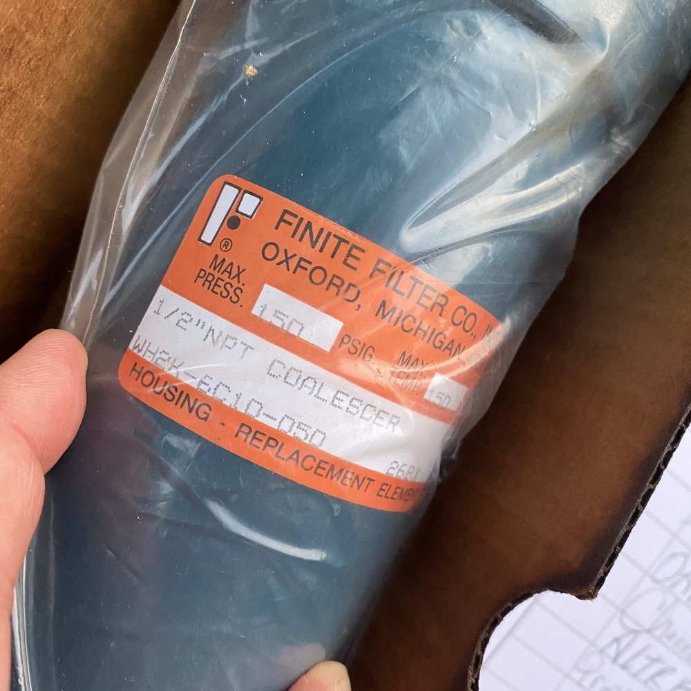 Finite Filter 1/2" NPT Filter WH2K-6C10-0SQ