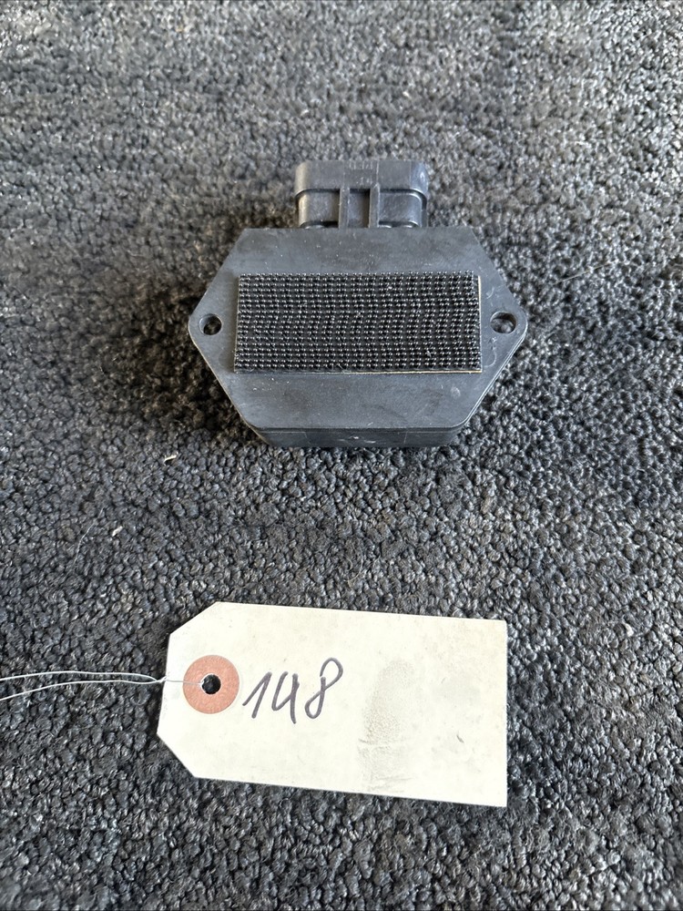 PETERBILT 587 DASH CONTROL MODULE P21-1020