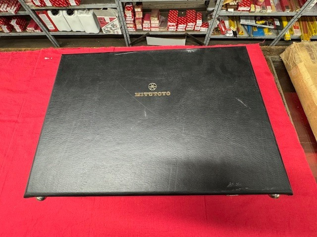 Mitutoyo Leather Case for Salesman Basic Tool Box - broken locks, no keys