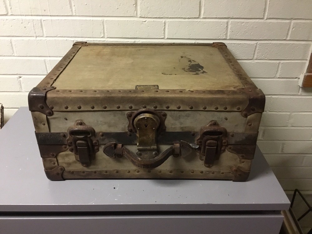 VTG NEVERBREAK TRUNK L. GOLDSMITH & SON PRIMITIVE STEAMPUNK SUITCASE TRUNK CASE