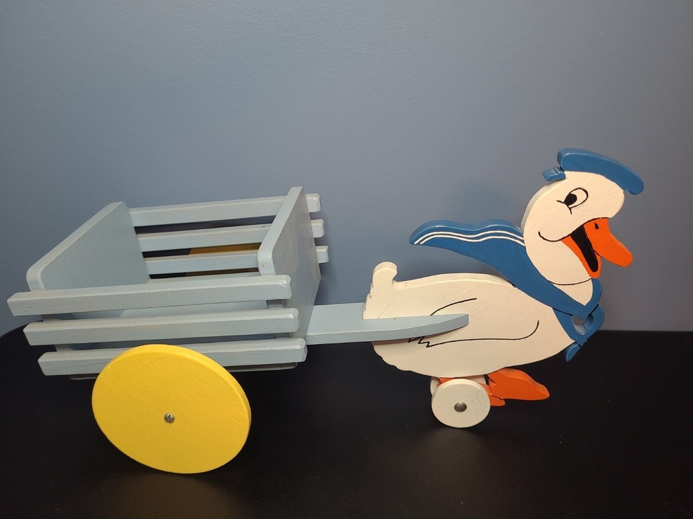 Vintage Duck Wooden l Pull Toy Easter Candy Container