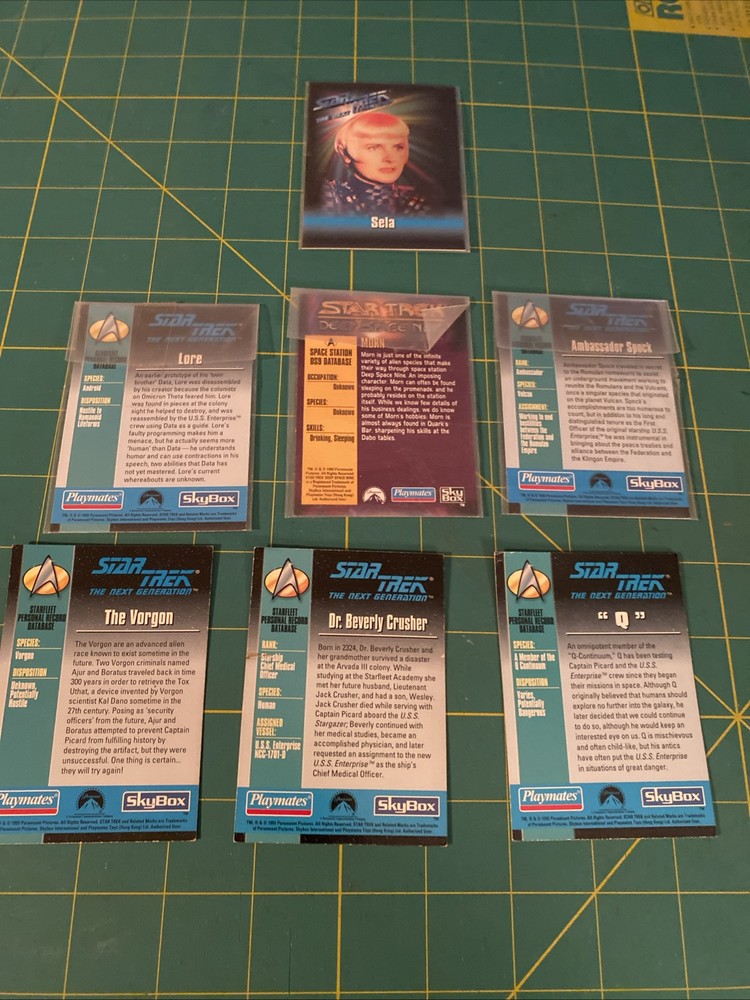 7 Star Trek Collector Cards