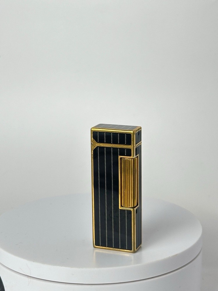 Rare Dunhill art deco vertical line pattern rollagas