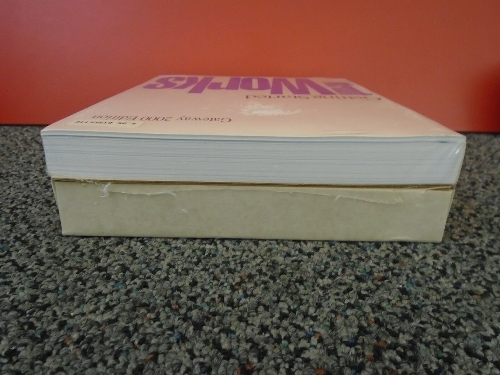 Vintage Microsoft Works Gateway 2000 Edition Getting Started (new old stock)