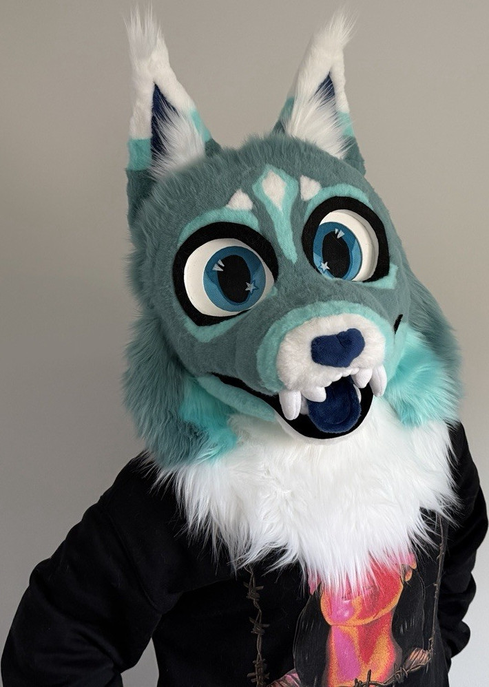 Lynx Fursuit Head with tail