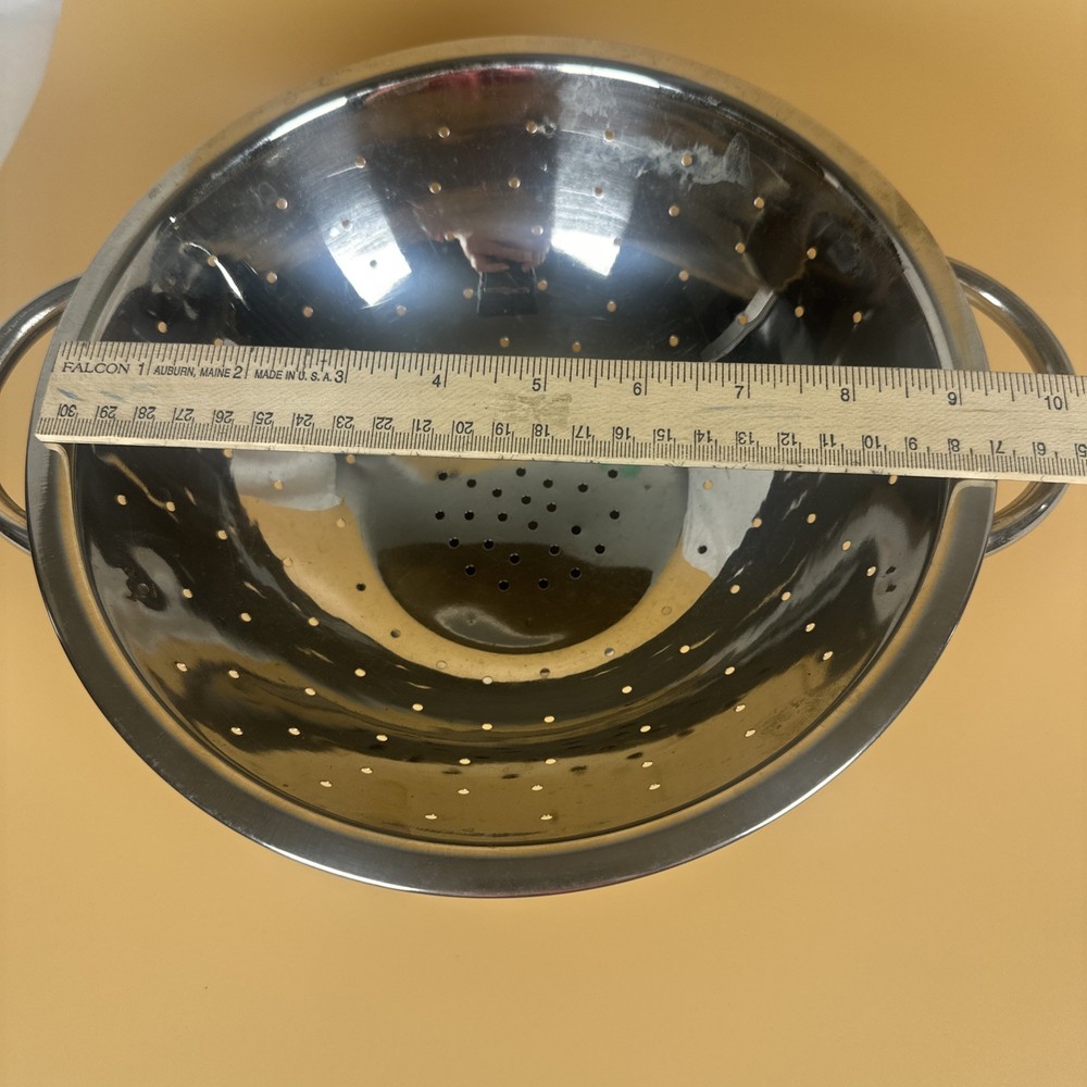 Stainless Steel Double Handled COlander/Strainer 9" with Base