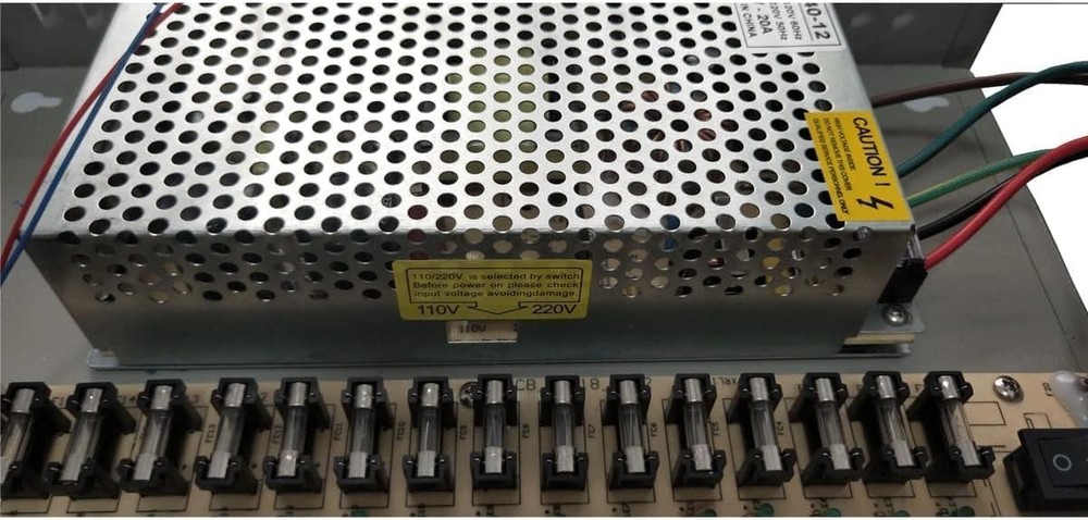 18 Channel 12V Power Supply Box - 20A Distribution for CCTV Security Systems