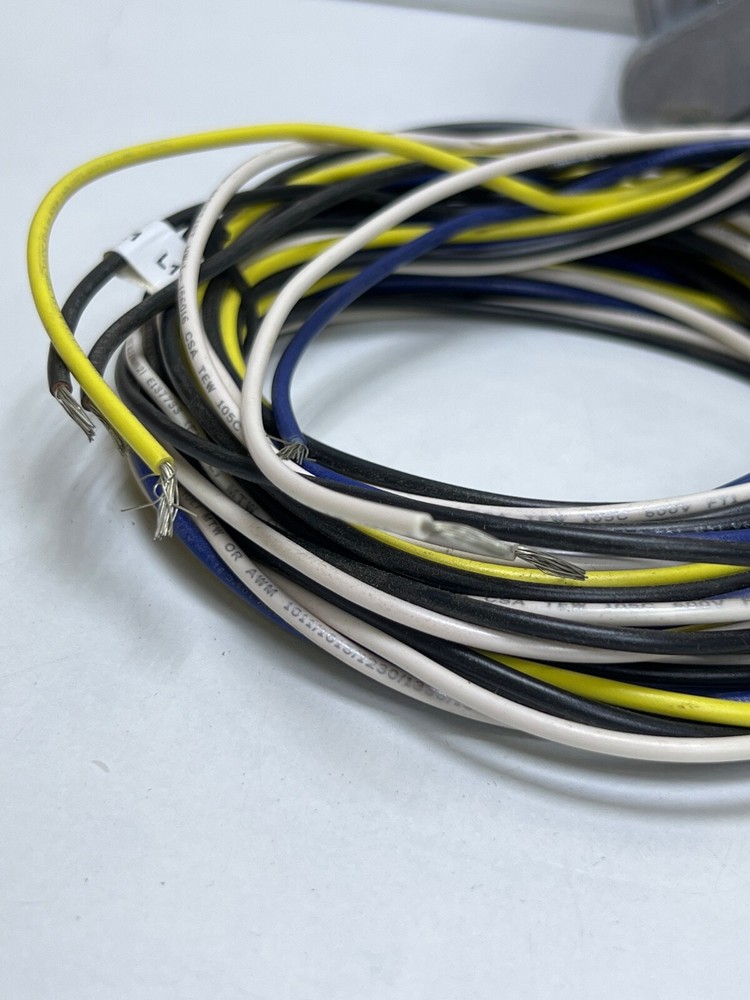 HONEYWELL C7012E 1104 DYNAMIC SELF-CHECK FLAME DETECTOR