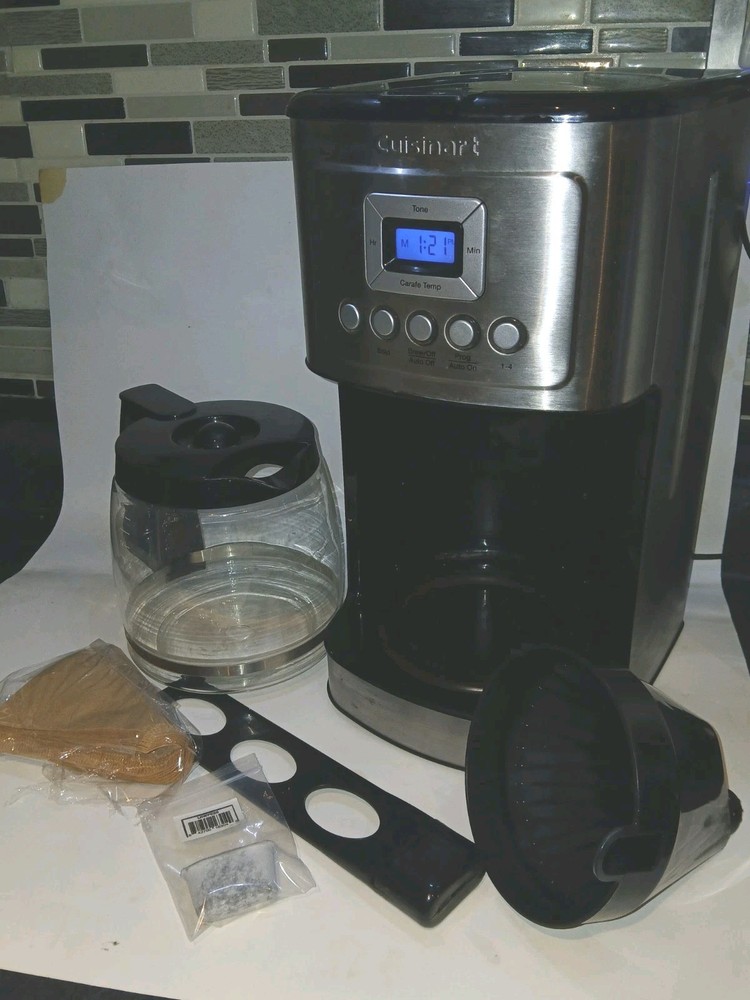 Cuisinart PerfecTemp 14-Cup Programmable Coffee Maker DCC-3200